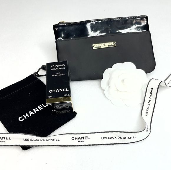 Brand New Bundle Giorgio Armani pouch & Chanel Le Vernis - Picture 12 of 14